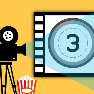 Genererad bild av Gammal filmkamera som rullar bild på väggen, en popcorn stående under filmkameran