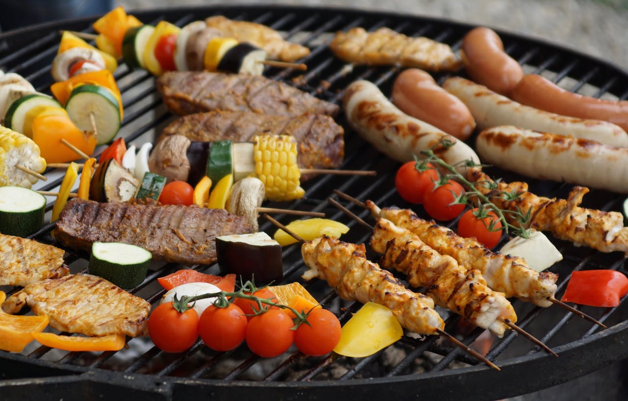 Bild på grill. Grillfest vid Knivstas elljusspåret