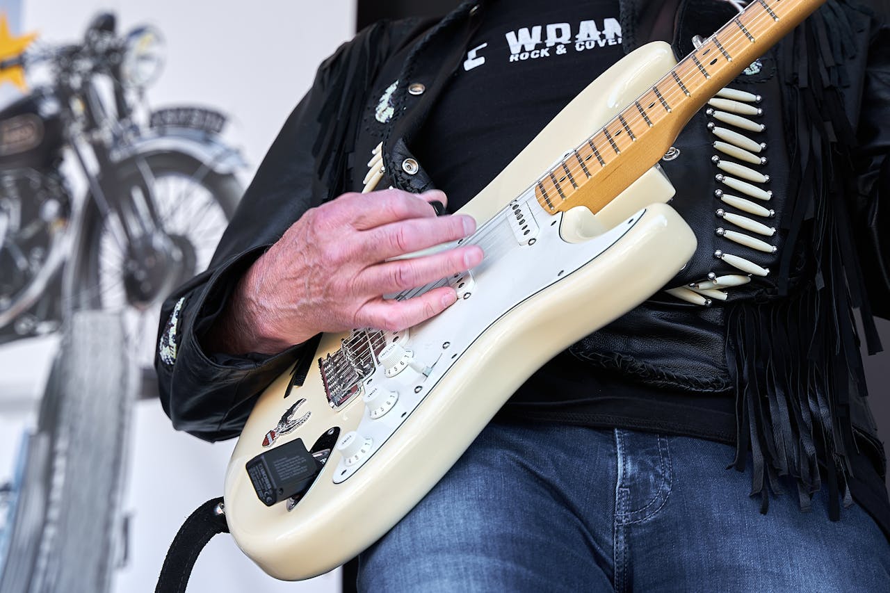 Vit el-gitarr.