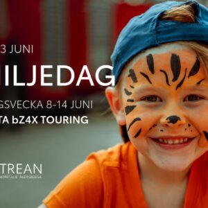 Foto av barn med ansiktsmålning och texten Familjedag Biltrean.