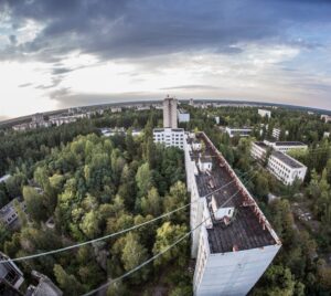 Övergivna staden Pripjat i Ukraina